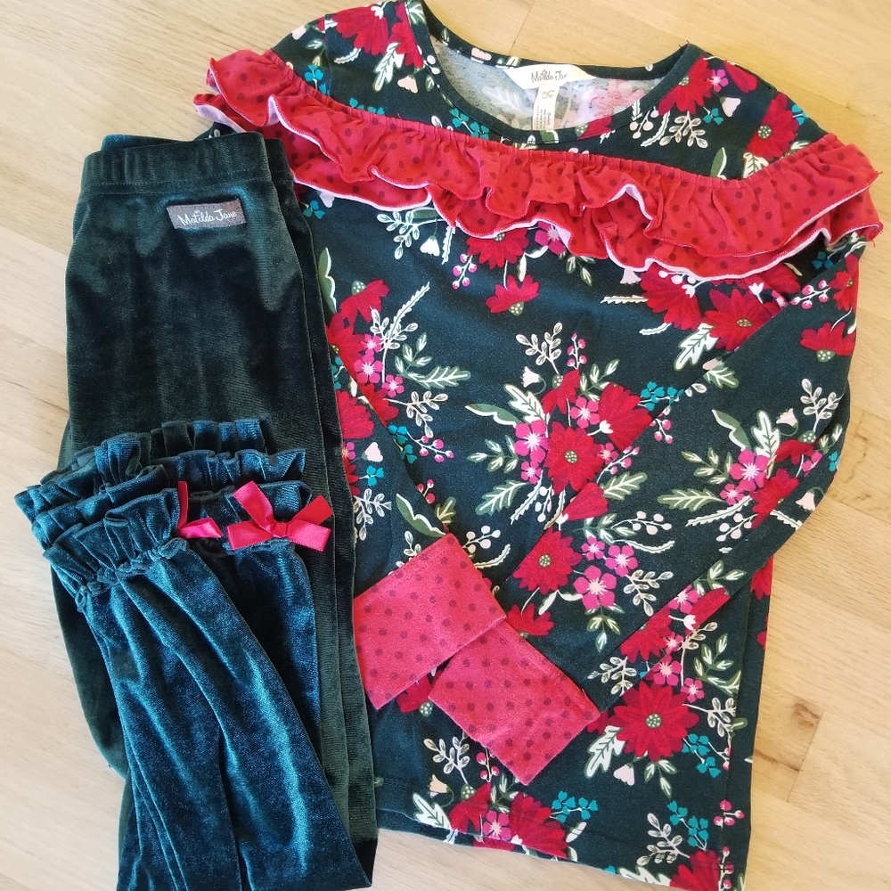 Matilda Jane velour Christmas set size 8